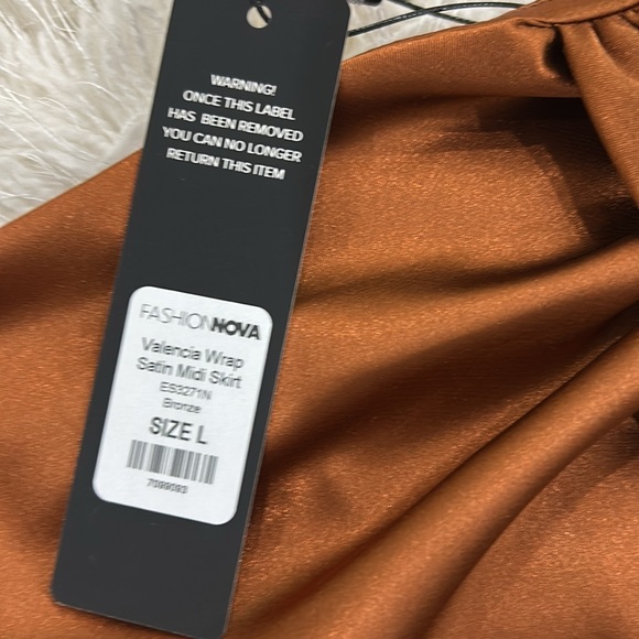 NWT fashion nova bronze Satin midi skirt - Picture 2 of 5